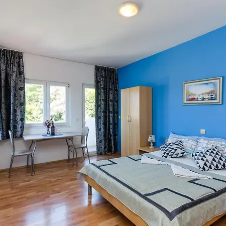 Brasina شقة مْليني