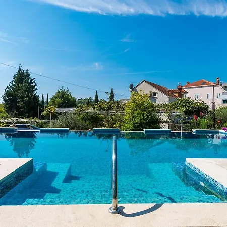 Brasina مْليني