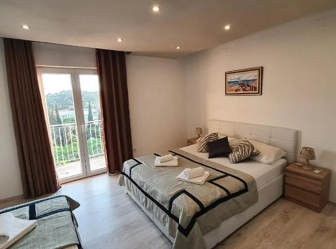 Brasina アパート