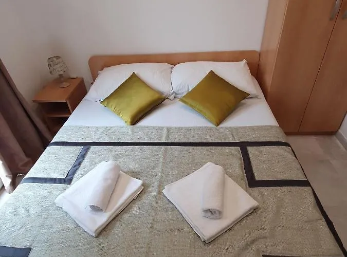 Brasina アパート *